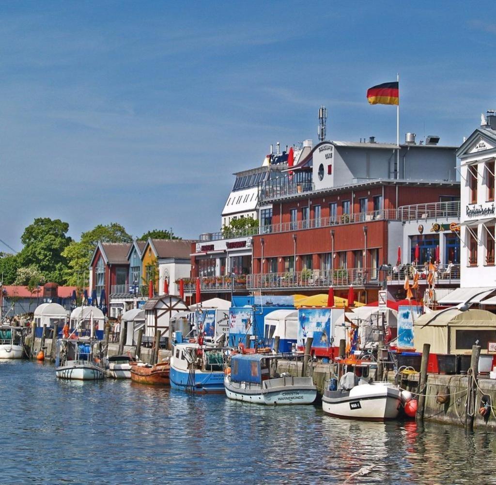Pension Ostsee-Strand Börgerende-Rethwisch エクステリア 写真